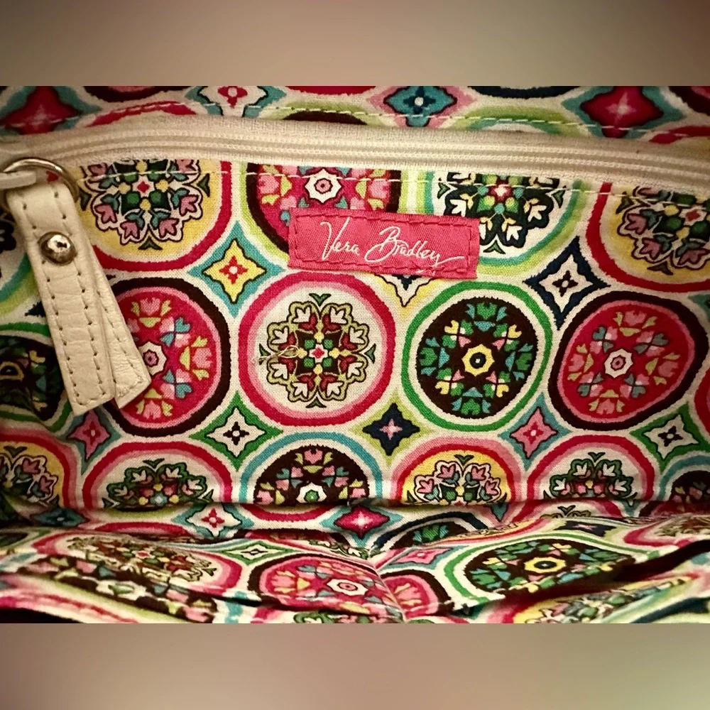 Vera Bradley “Darling Clutch” in Palm Beach Gardens Retired 2009 Pattern